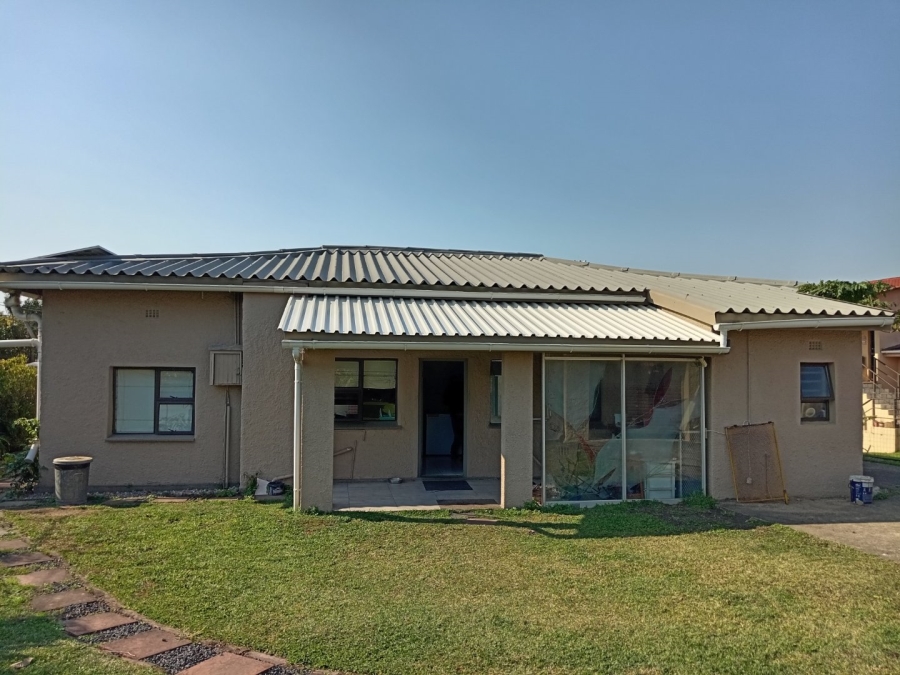 3 Bedroom Property for Sale in St Michaels On Sea KwaZulu-Natal
