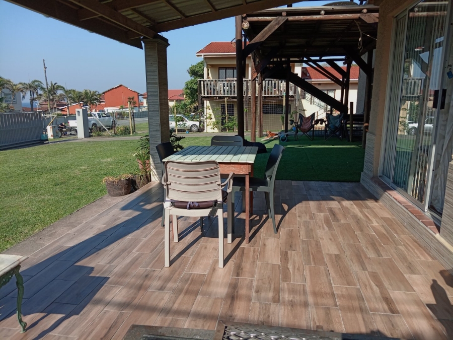 3 Bedroom Property for Sale in St Michaels On Sea KwaZulu-Natal