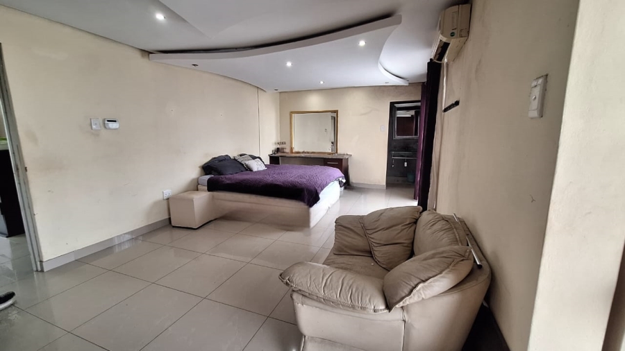 4 Bedroom Property for Sale in Cordoba Gardens KwaZulu-Natal
