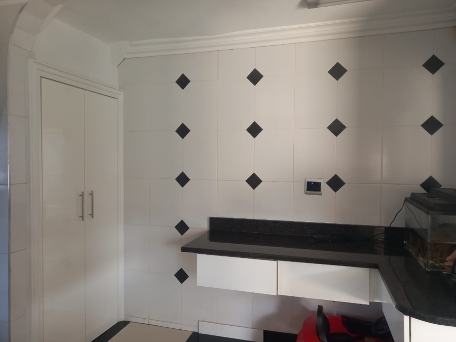 3 Bedroom Property for Sale in Newlands East KwaZulu-Natal
