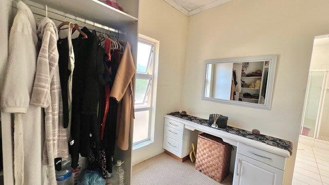 5 Bedroom Property for Sale in Uvongo KwaZulu-Natal