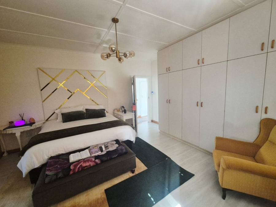 3 Bedroom Property for Sale in Ocean View KwaZulu-Natal