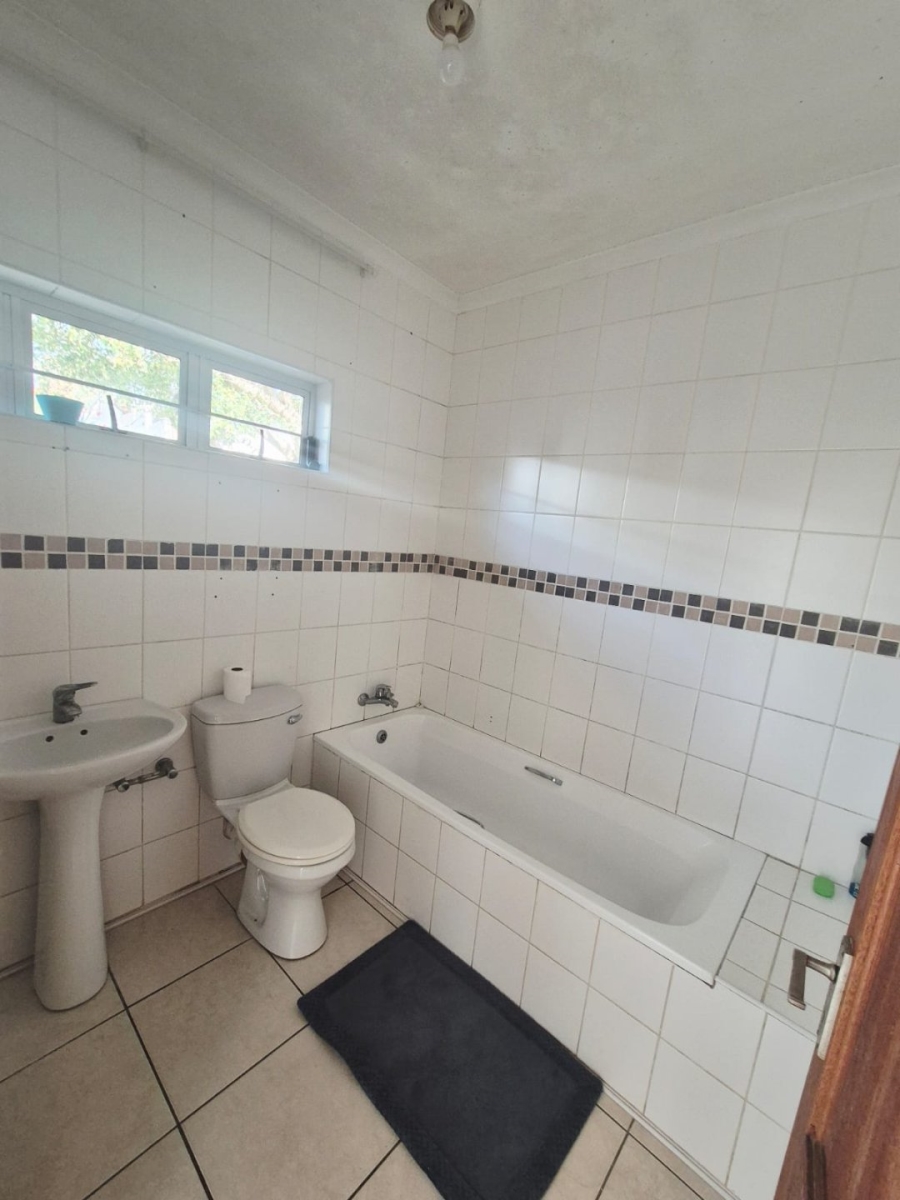 3 Bedroom Property for Sale in Ocean View KwaZulu-Natal