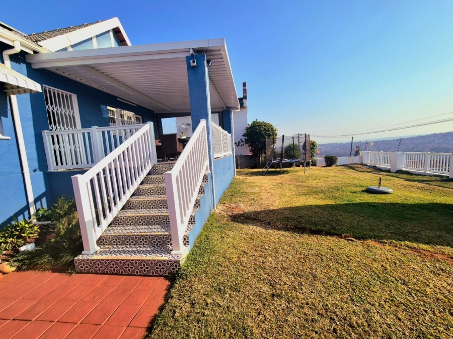 3 Bedroom Property for Sale in Ocean View KwaZulu-Natal
