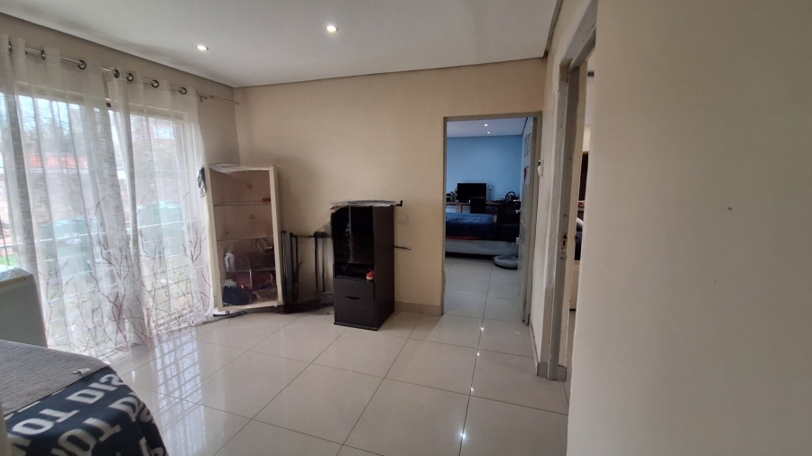 2 Bedroom Property for Sale in Cordoba Gardens KwaZulu-Natal