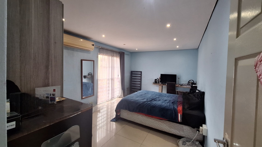 2 Bedroom Property for Sale in Cordoba Gardens KwaZulu-Natal