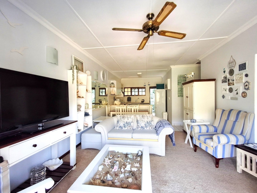 2 Bedroom Property for Sale in Port Edward KwaZulu-Natal