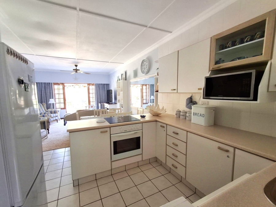 2 Bedroom Property for Sale in Port Edward KwaZulu-Natal