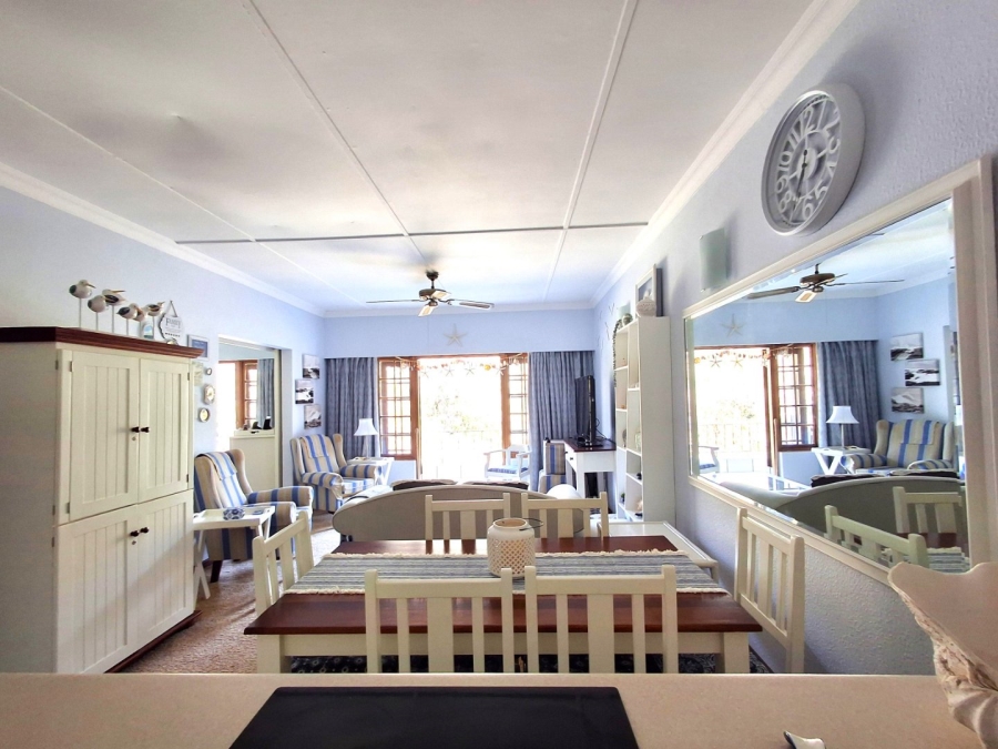 2 Bedroom Property for Sale in Port Edward KwaZulu-Natal