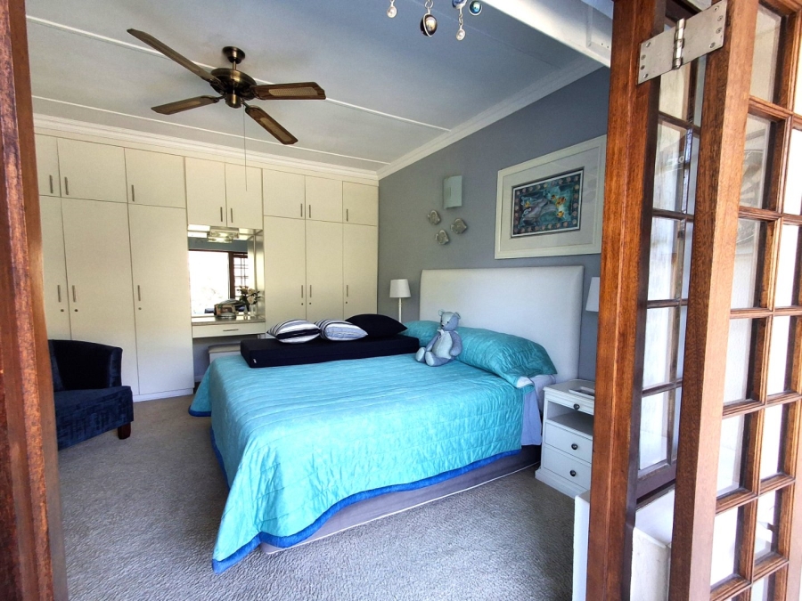 2 Bedroom Property for Sale in Port Edward KwaZulu-Natal