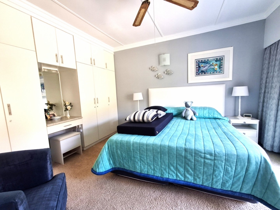 2 Bedroom Property for Sale in Port Edward KwaZulu-Natal
