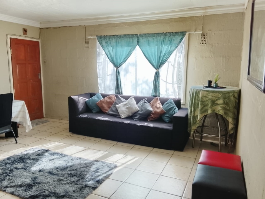 2 Bedroom Property for Sale in Newlands East KwaZulu-Natal