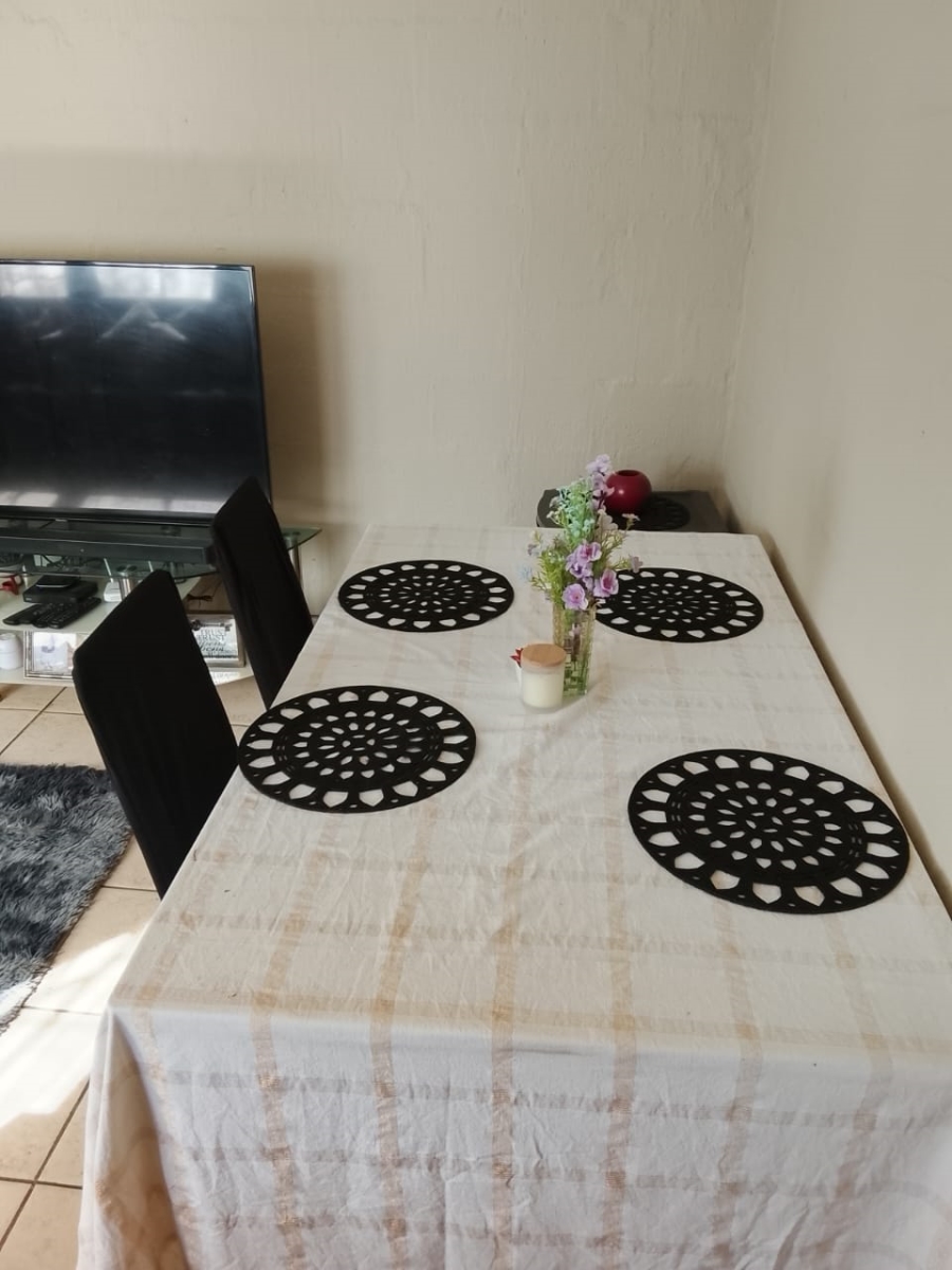 2 Bedroom Property for Sale in Newlands East KwaZulu-Natal