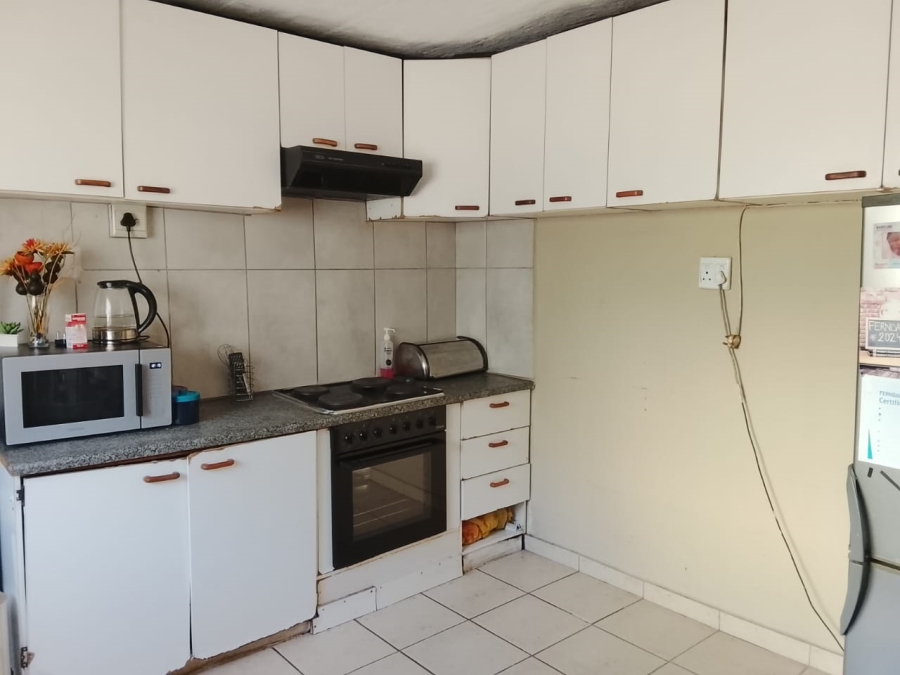 2 Bedroom Property for Sale in Newlands East KwaZulu-Natal