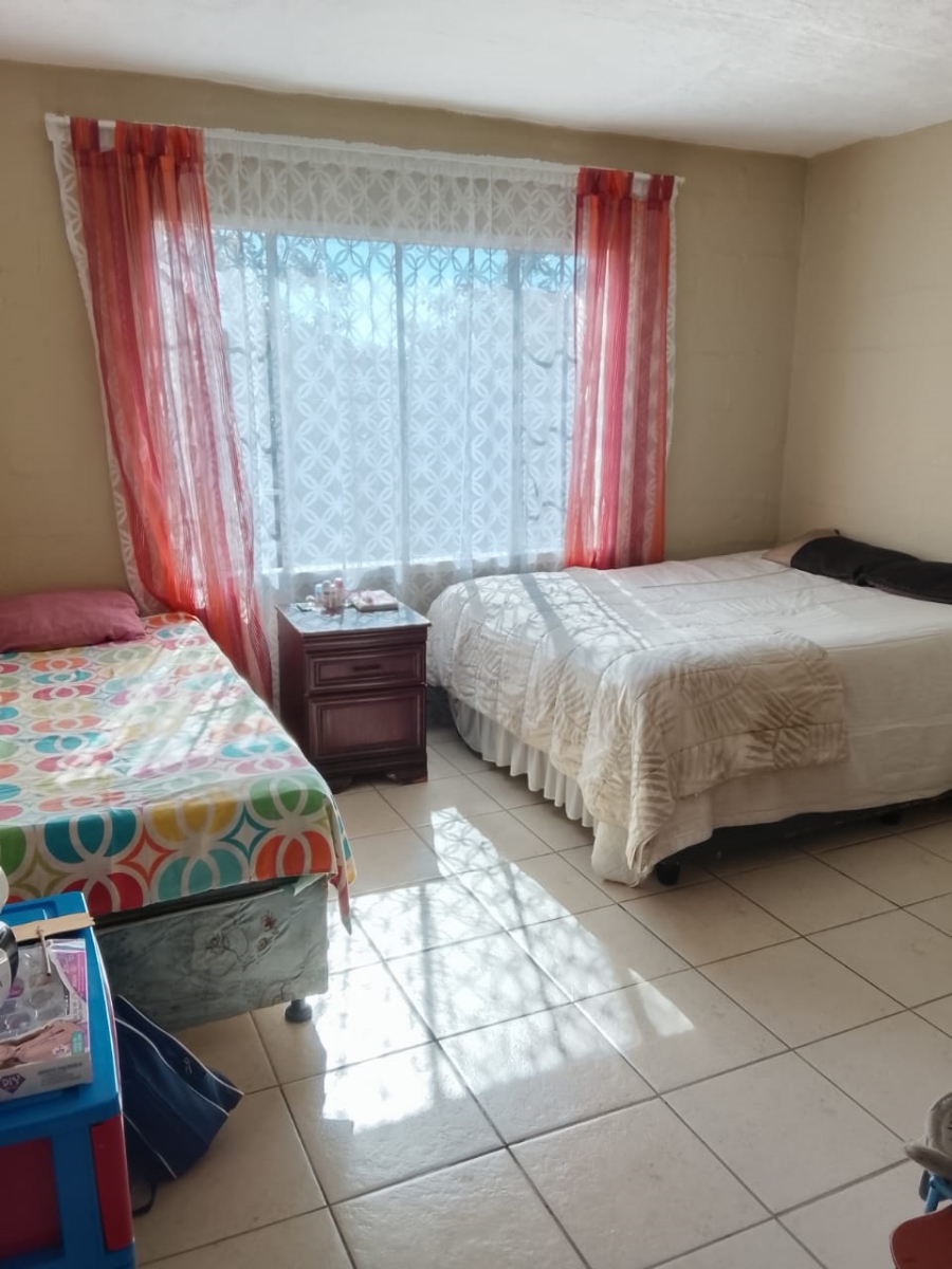 2 Bedroom Property for Sale in Newlands East KwaZulu-Natal