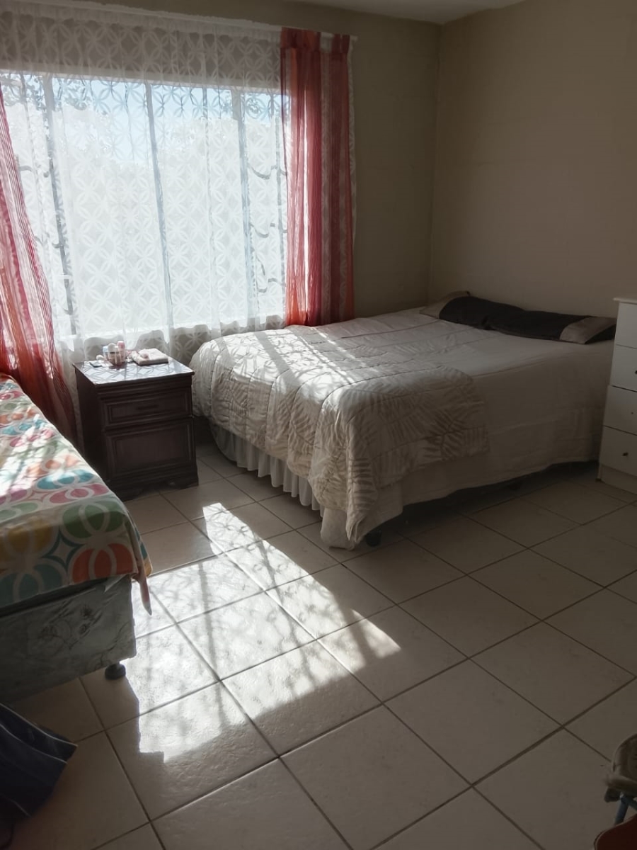 2 Bedroom Property for Sale in Newlands East KwaZulu-Natal