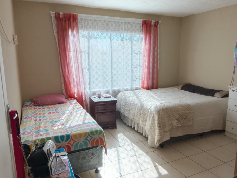 2 Bedroom Property for Sale in Newlands East KwaZulu-Natal