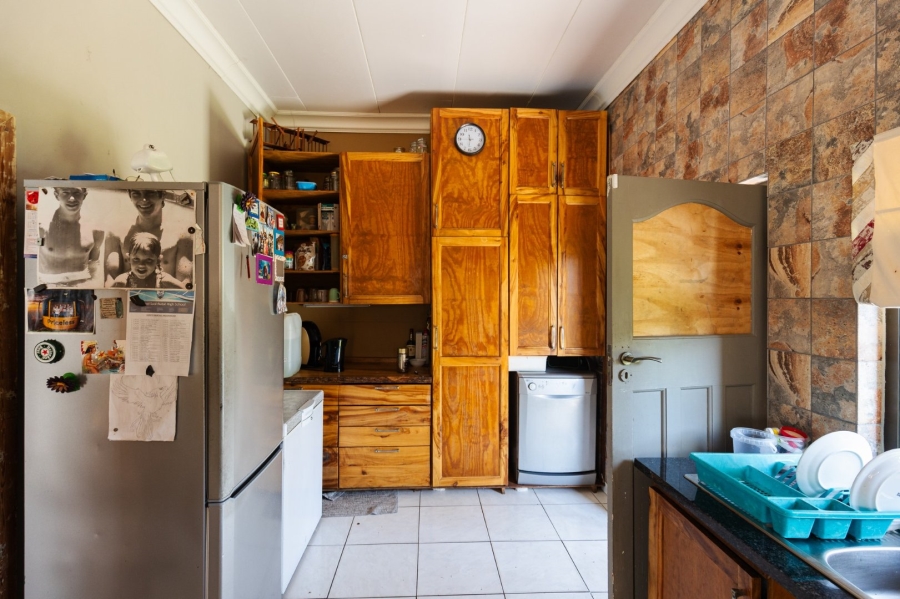 3 Bedroom Property for Sale in Uvongo KwaZulu-Natal