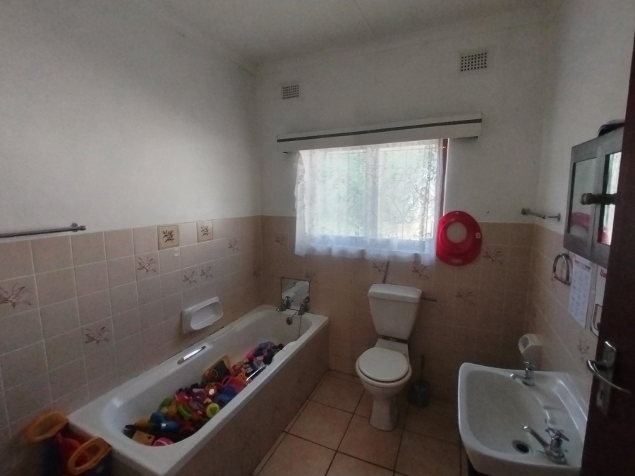 To Let 3 Bedroom Property for Rent in Woodgrange KwaZulu-Natal