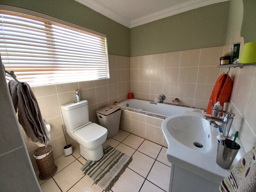 3 Bedroom Property for Sale in Pumula KwaZulu-Natal
