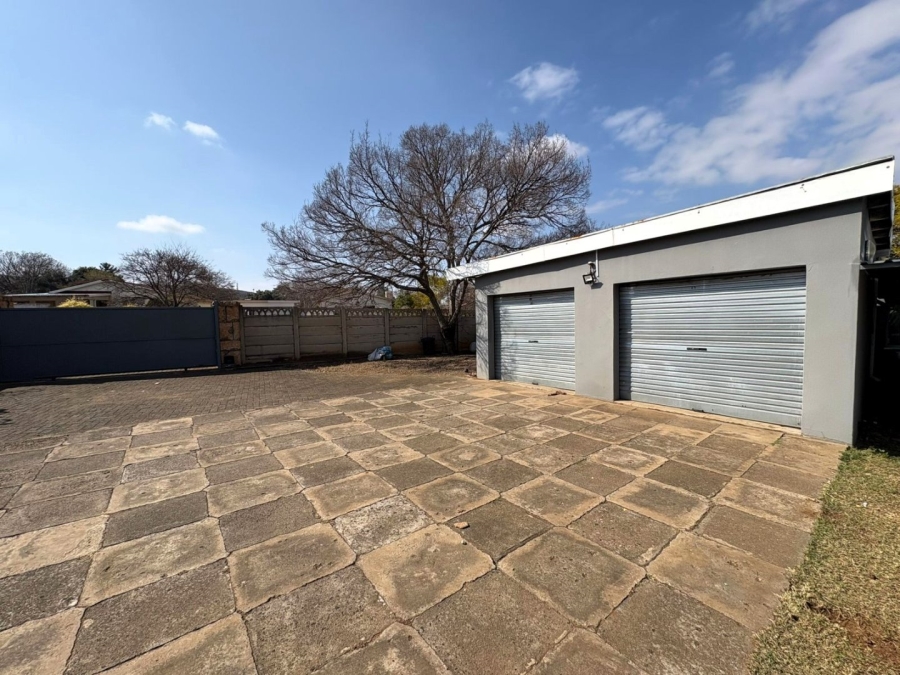 4 Bedroom Property for Sale in Pioneer Park KwaZulu-Natal