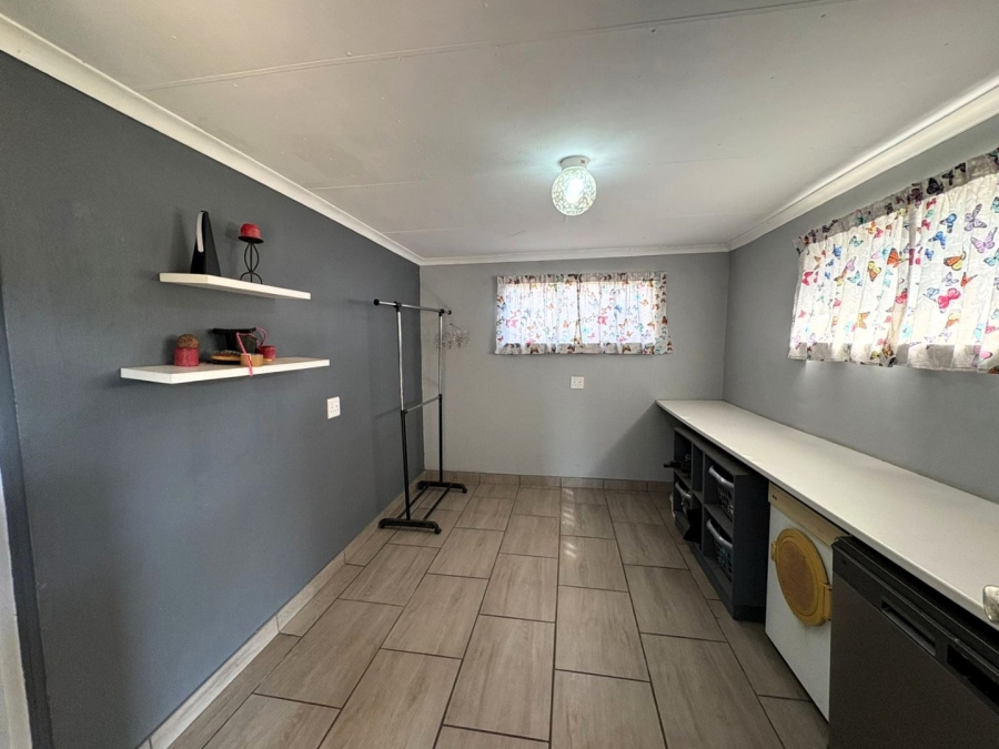 4 Bedroom Property for Sale in Pioneer Park KwaZulu-Natal