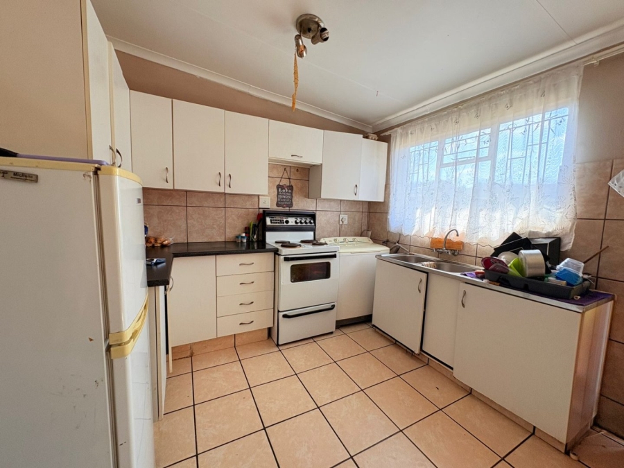 4 Bedroom Property for Sale in Pioneer Park KwaZulu-Natal