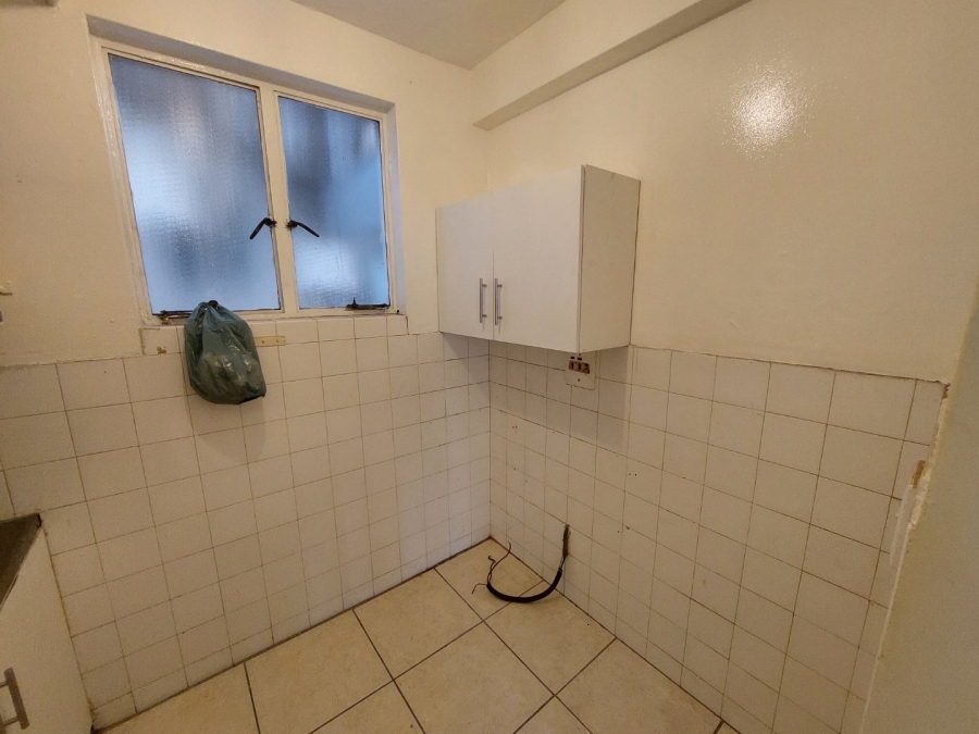 To Let 1 Bedroom Property for Rent in Essenwood KwaZulu-Natal