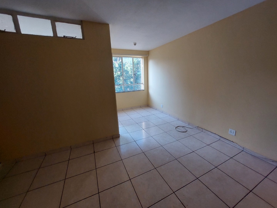 To Let 1 Bedroom Property for Rent in Essenwood KwaZulu-Natal