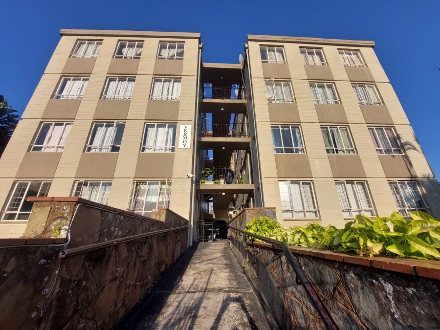 To Let 1 Bedroom Property for Rent in Essenwood KwaZulu-Natal