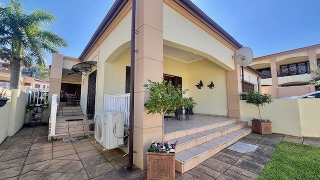 3 Bedroom Property for Sale in Uvongo KwaZulu-Natal