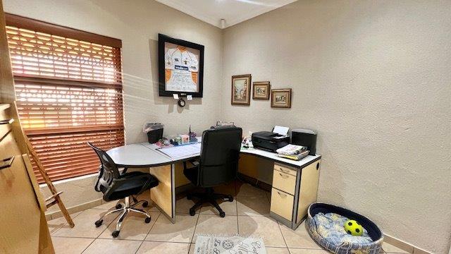 3 Bedroom Property for Sale in Uvongo KwaZulu-Natal