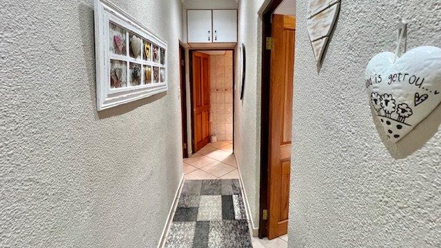 3 Bedroom Property for Sale in Uvongo KwaZulu-Natal