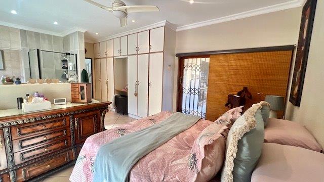 3 Bedroom Property for Sale in Uvongo KwaZulu-Natal