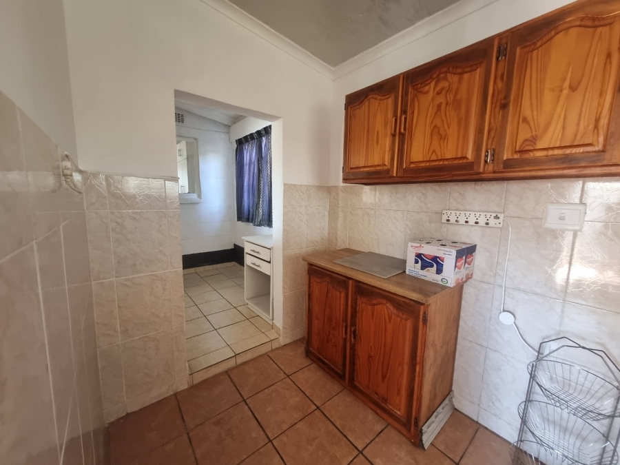 To Let 1 Bedroom Property for Rent in Hayfields KwaZulu-Natal