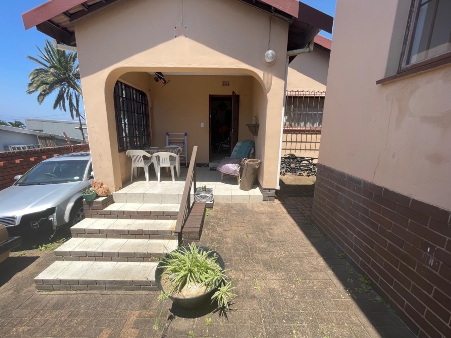 4 Bedroom Property for Sale in Margate KwaZulu-Natal