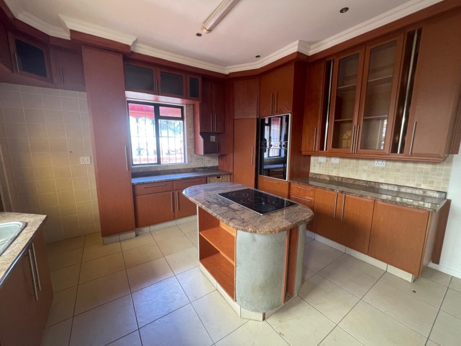 4 Bedroom Property for Sale in Margate KwaZulu-Natal