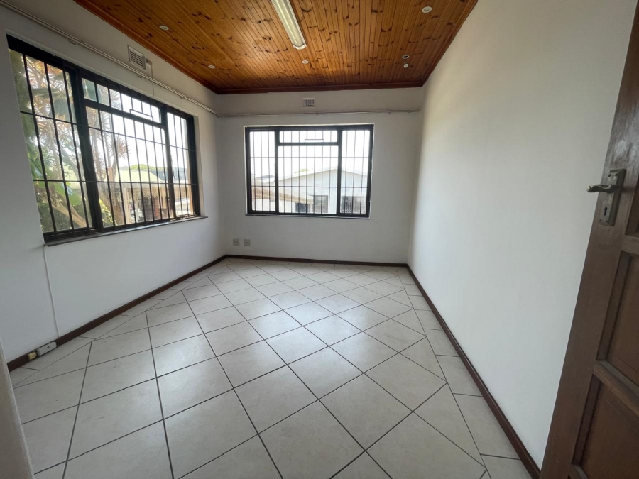 4 Bedroom Property for Sale in Margate KwaZulu-Natal