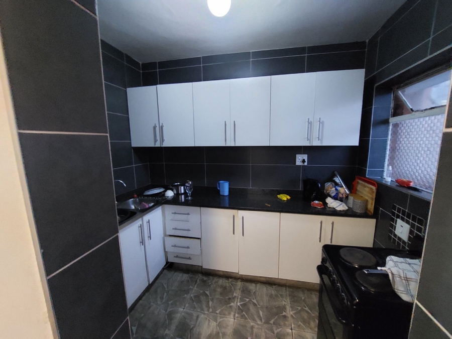 To Let 2 Bedroom Property for Rent in Morningside KwaZulu-Natal