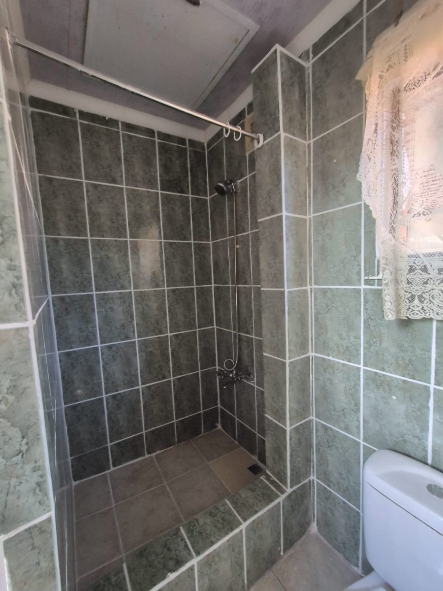 To Let 2 Bedroom Property for Rent in Merewent KwaZulu-Natal
