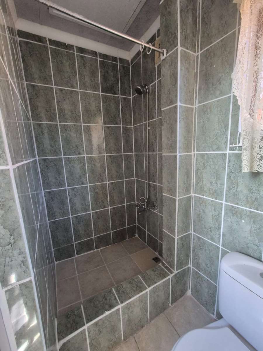 To Let 2 Bedroom Property for Rent in Merewent KwaZulu-Natal