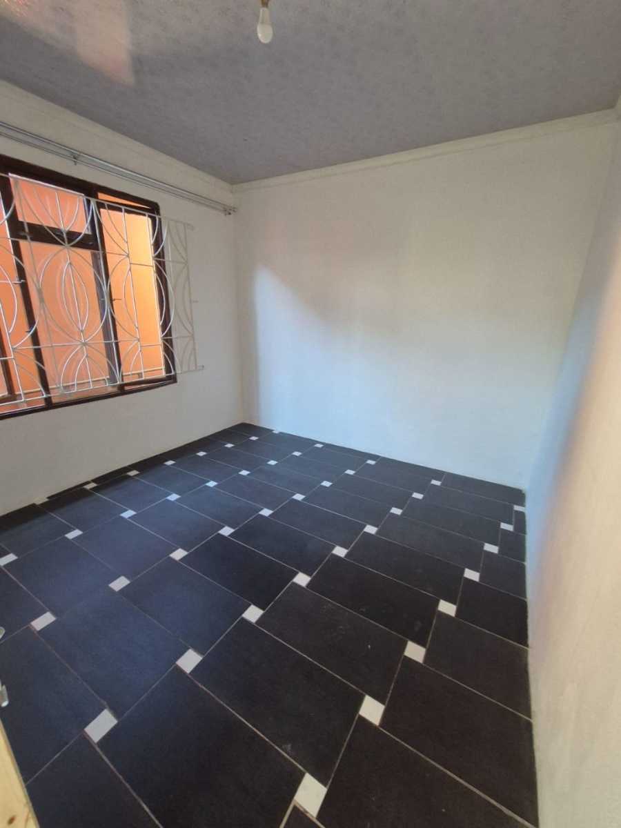 To Let 2 Bedroom Property for Rent in Merewent KwaZulu-Natal