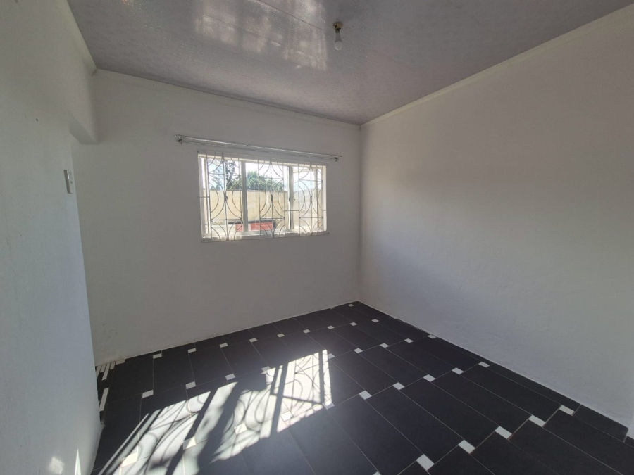 To Let 2 Bedroom Property for Rent in Merewent KwaZulu-Natal