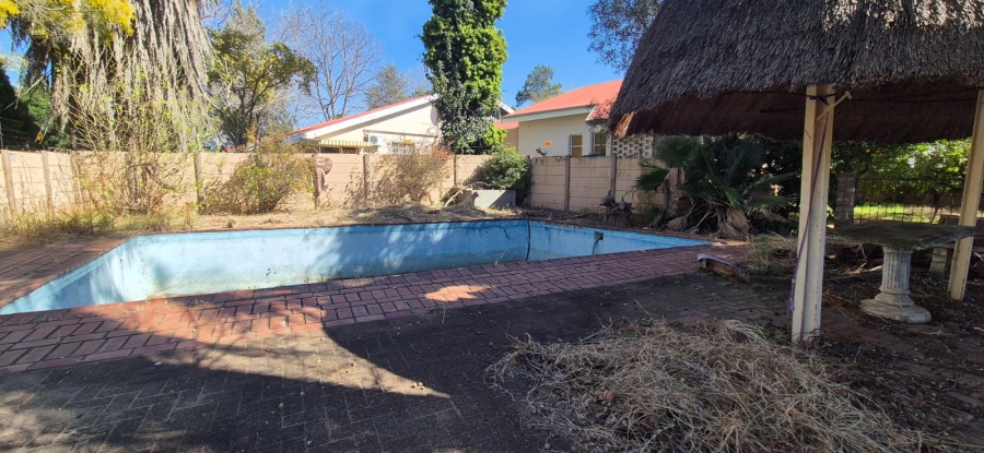 4 Bedroom Property for Sale in Aviary Hill KwaZulu-Natal