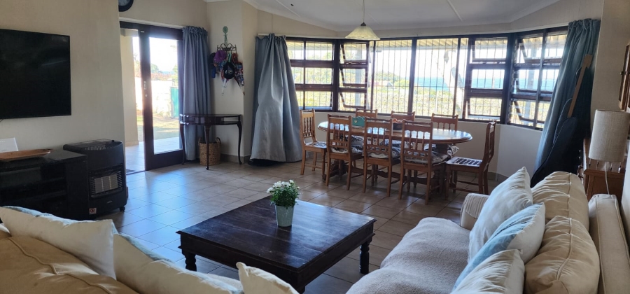 3 Bedroom Property for Sale in Southport KwaZulu-Natal