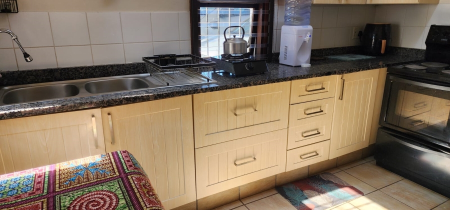 3 Bedroom Property for Sale in Southport KwaZulu-Natal