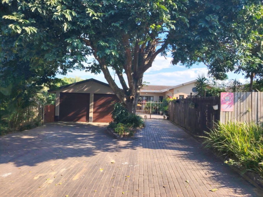4 Bedroom Property for Sale in Shelly Beach KwaZulu-Natal