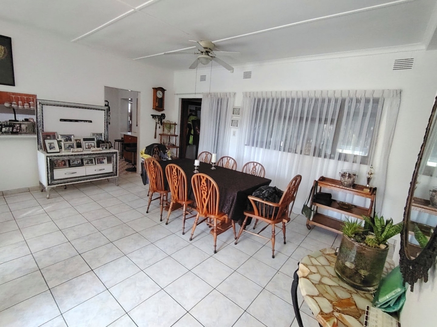 4 Bedroom Property for Sale in Shelly Beach KwaZulu-Natal