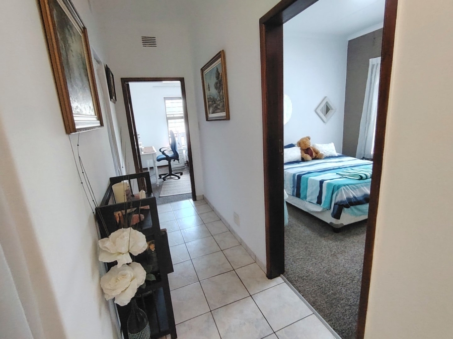 4 Bedroom Property for Sale in Shelly Beach KwaZulu-Natal