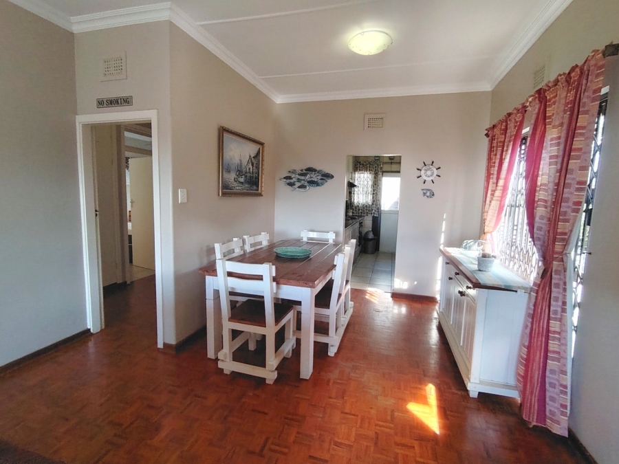 2 Bedroom Property for Sale in St Michaels On Sea KwaZulu-Natal